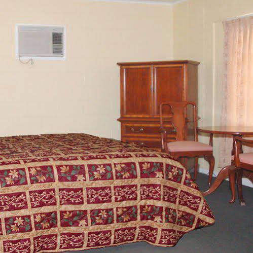 Royal Inn And Suites Hemet Kamer foto